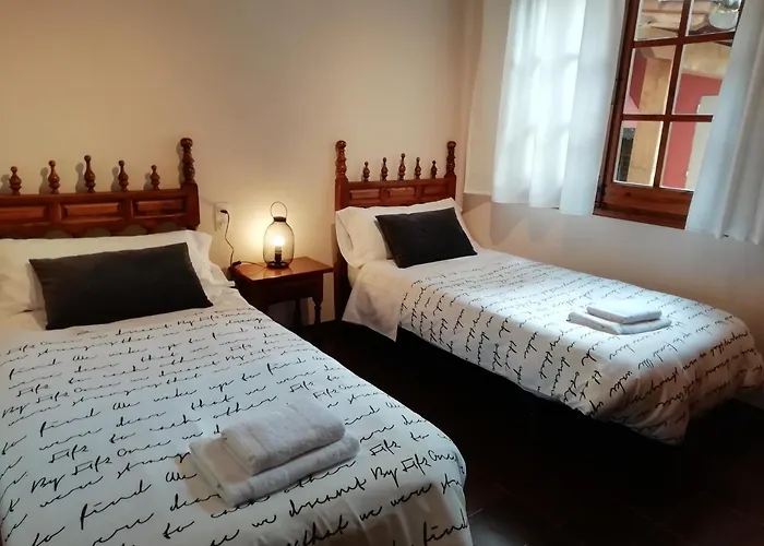 La Casa De Les Oques * Espinelvas